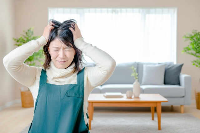 ストレスで落ち込む